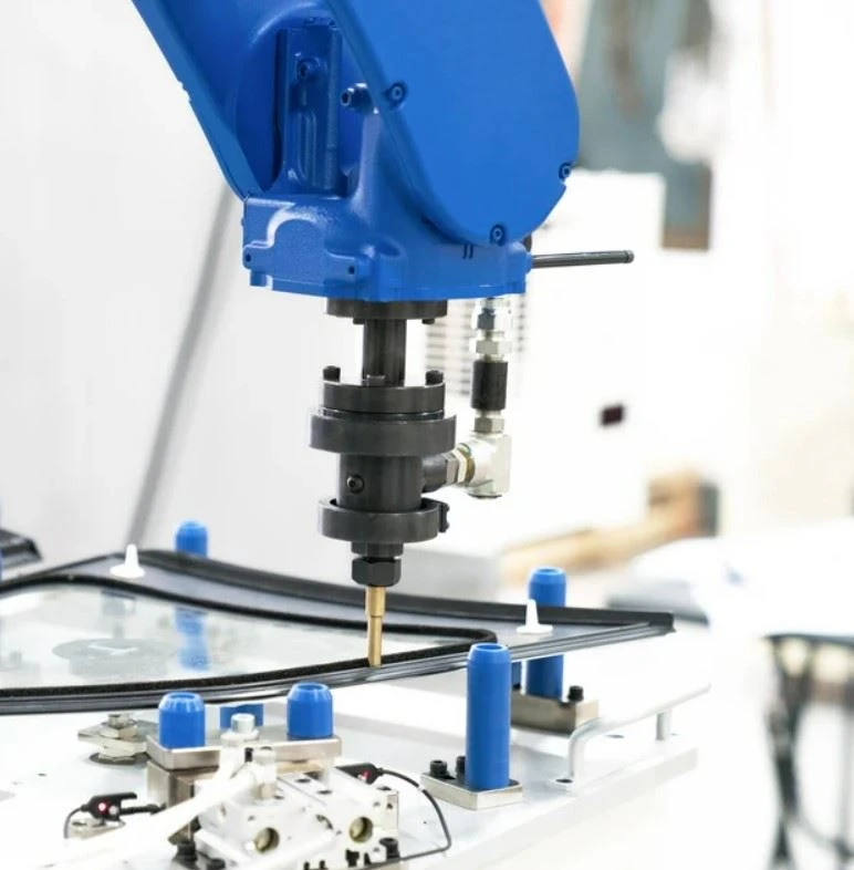 Quali alte tecnologie sono coinvolte nei robot industriali?